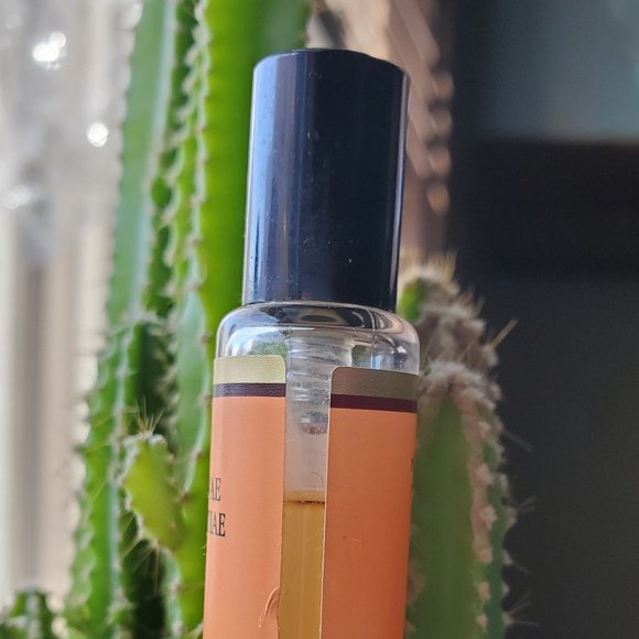 Bastide Ambre Maquis eau de toilette travel spray - Picture 2 of 3